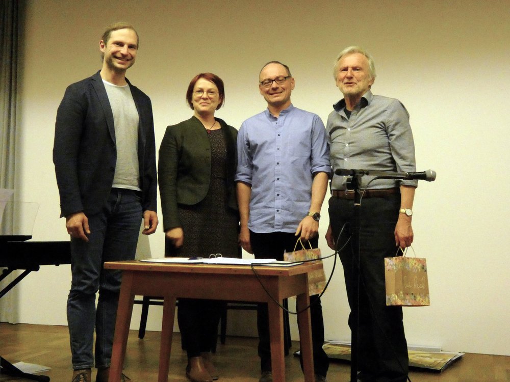 Foto: Matthias Lex (von links) MdL Toni Schuberl, Bezirksrätin Mia Goller, Sven Ochsenbauer und Herbert Pöhnl. Foto: Matthias Lex